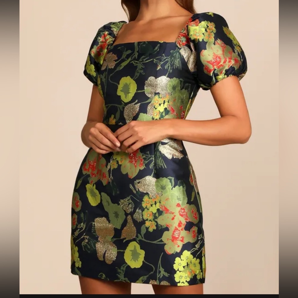 Lulu’s Navy Floral Puff Sleeve Mini Dress